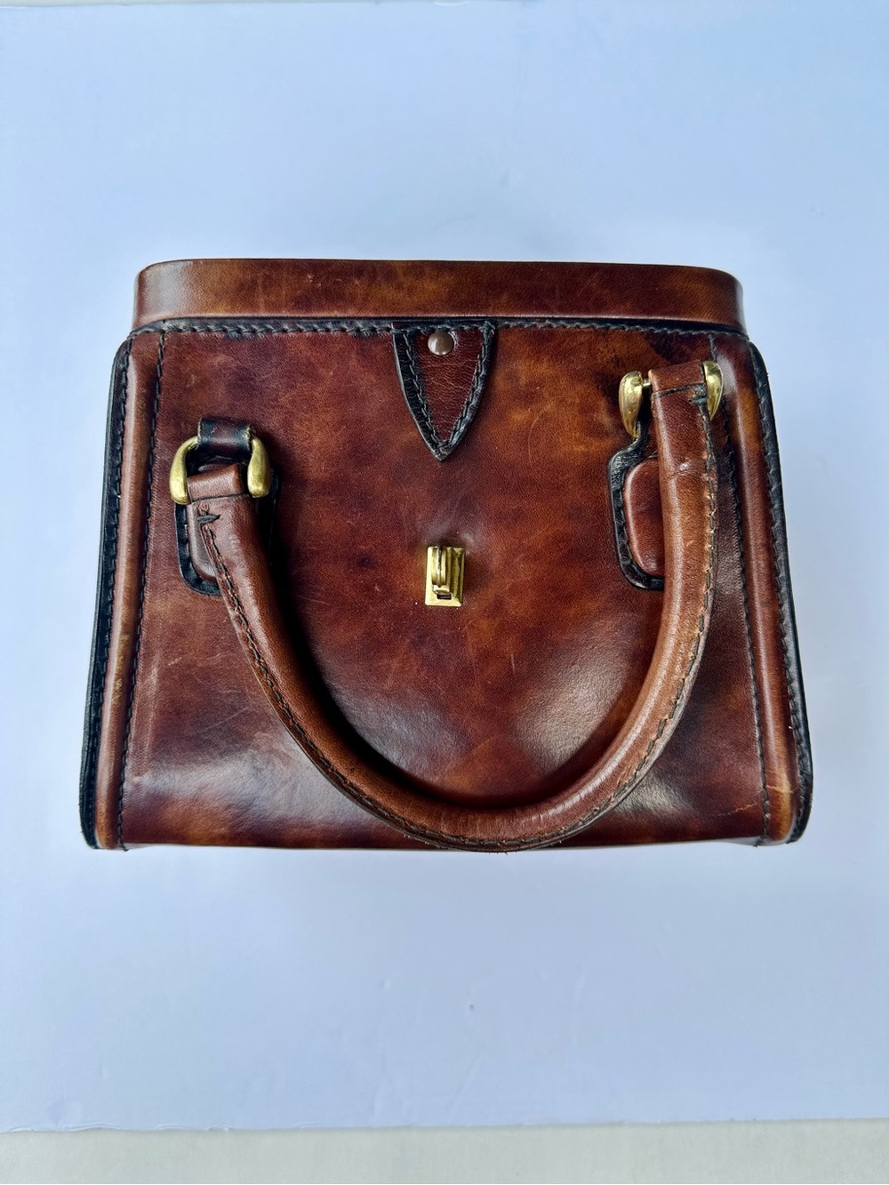 Vintage Leather Small Structured Marbled Brown Leather Handbag w Gold Clasps - Picture 4 of 13